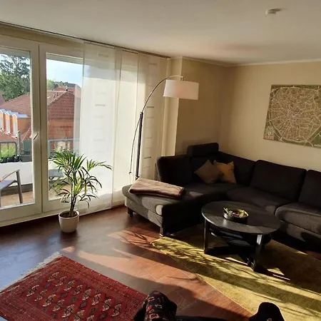 Moderne In Der Historischen Stadt شقة